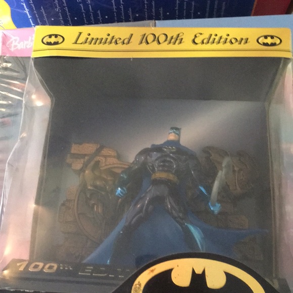 Limited edition Batman collectible - Picture 1 of 1